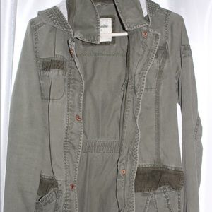 Abercrombie Kids green jacket size: 13/14